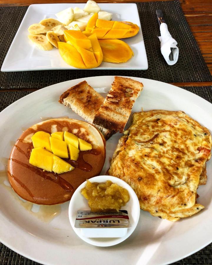 Puerto Galera Hostel Екстериор снимка