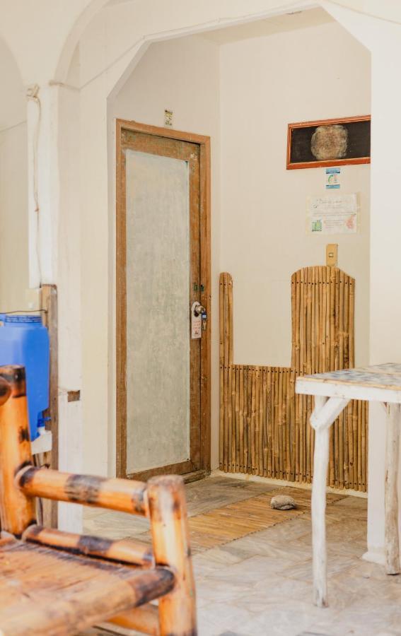 Puerto Galera Hostel Екстериор снимка